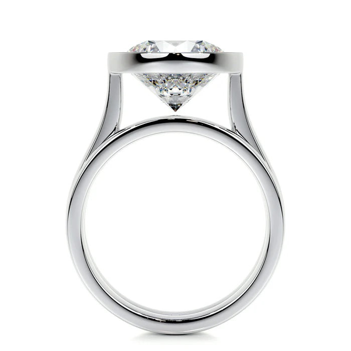 4 CT Brilliant Round Solitaire Diamond Ring