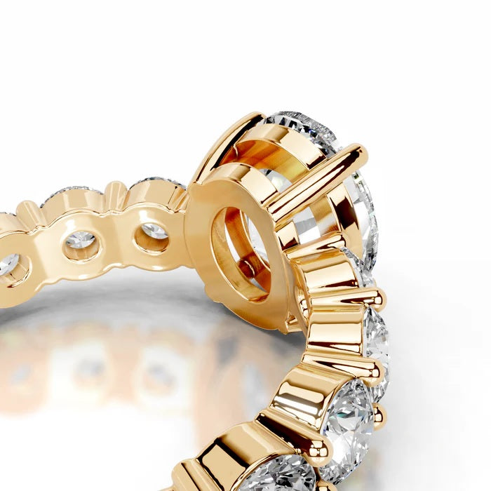 2 CT Solitaire Oval Cut Diamond Accent Ring