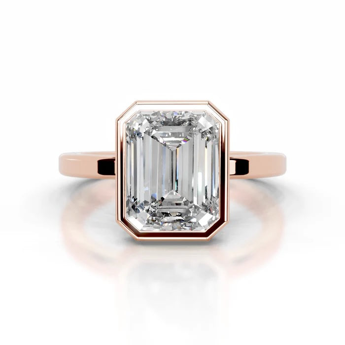 2 CT Solitaire Emerald Diamond Ring