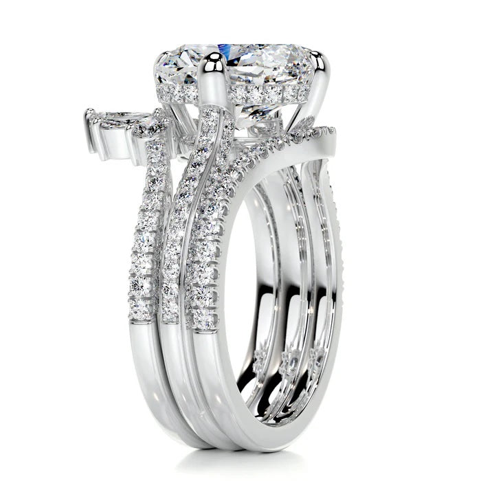 4 CT Cushion Diamond Ring with Matching Bands