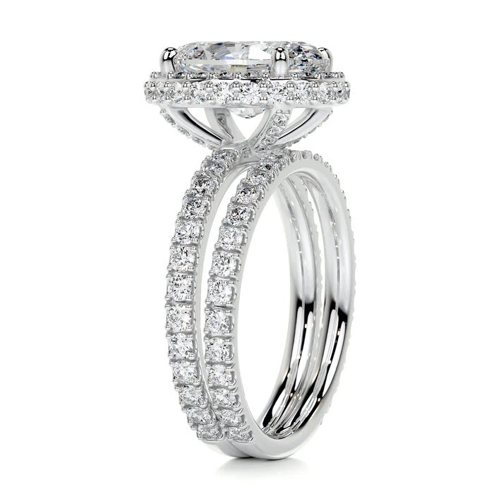 2 CT Solitaire Oval Diamond Accent Ring