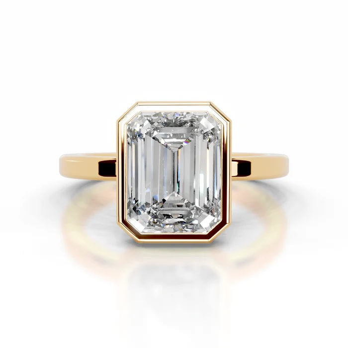 2 CT Solitaire Emerald Diamond Ring