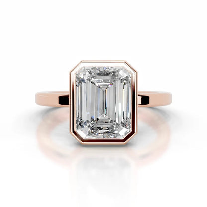 2 CT Solitaire Emerald Diamond Ring