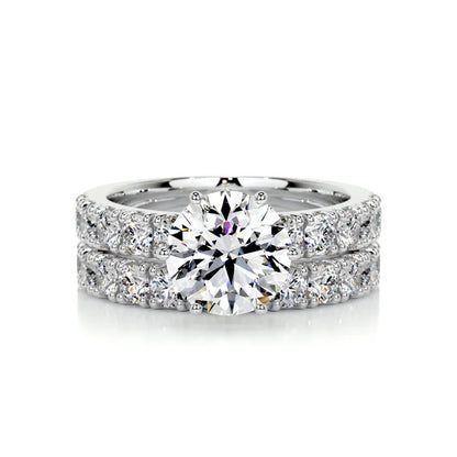 4 CT Brilliant Round Diamond Ring with Matching Band