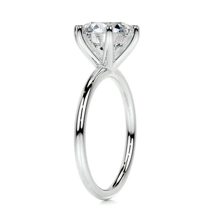 2 CT Brilliant Round Diamond Ring