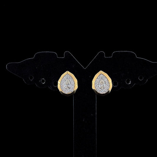 Stylish Round Diamond Pear Cluster Earring