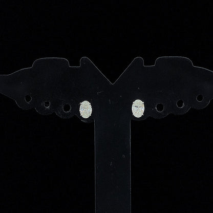 0.35cts Solitaire Oval Diamond Earring
