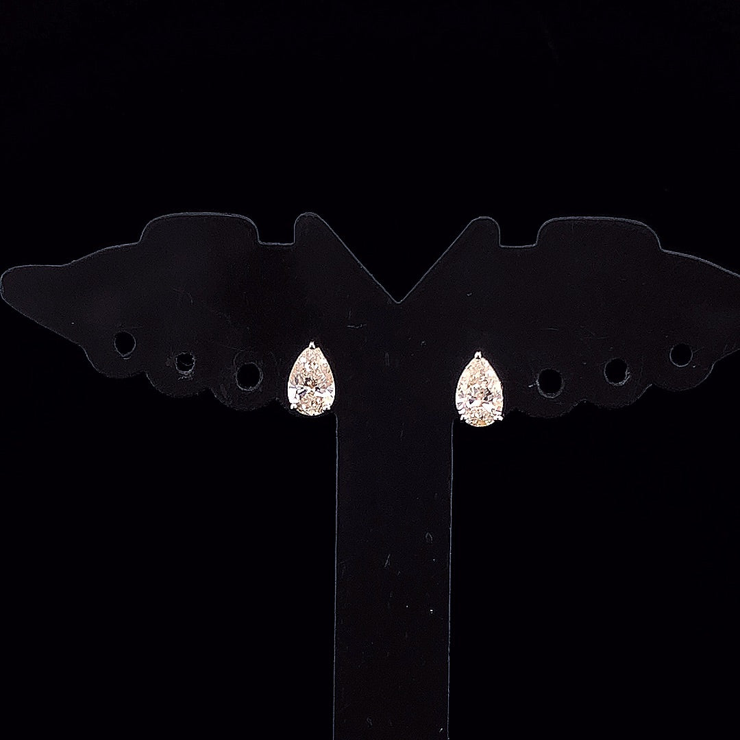 0.50cts Solitaire Pear Diamond Earring