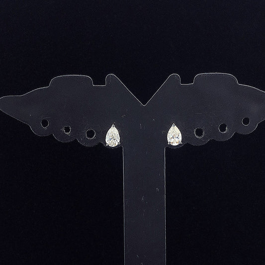 0.25cts Solitaire Pear Diamond Earring