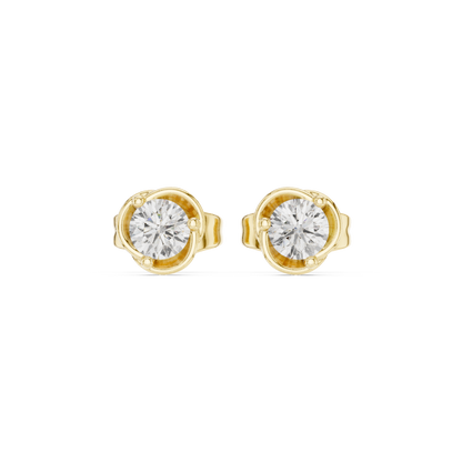 Orlisse Round Diamond Sculpted Studs