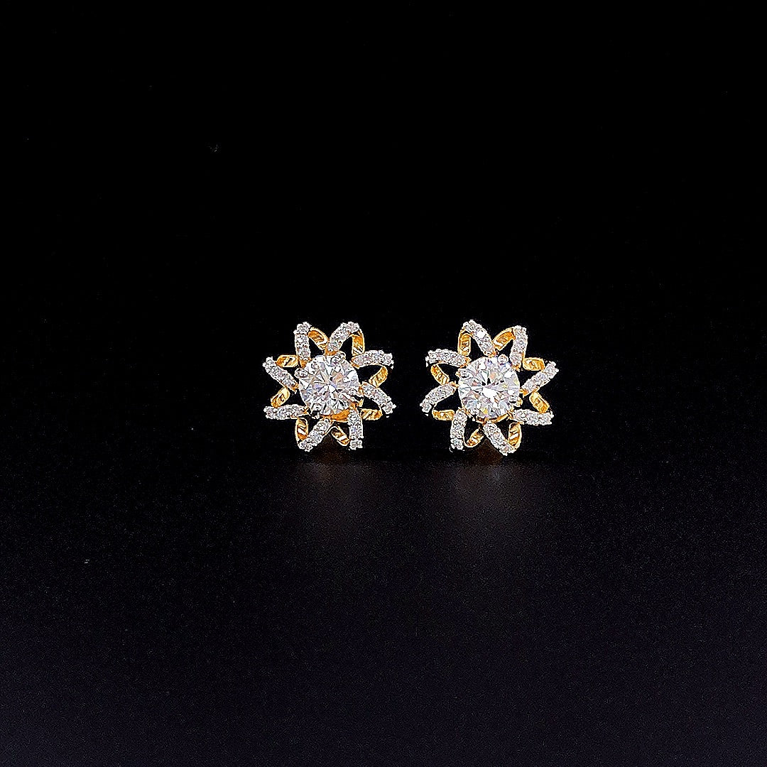 Elegant Swirl Shaped Diamond Earring