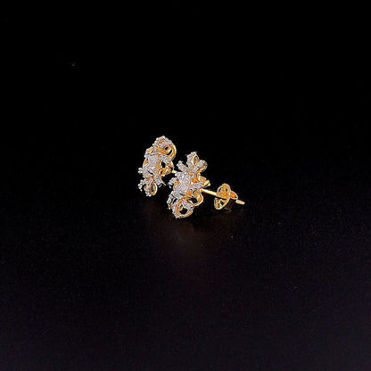 Elegant Swirl Shaped Diamond Earring