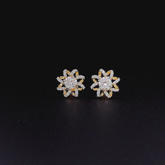 Elegant Swirl Shaped Diamond Earring